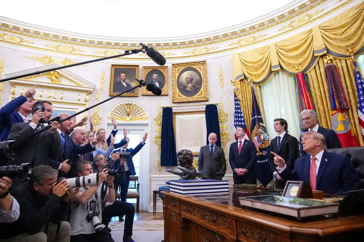 Trump îl atacă verbal pe jurnalistul The Independent la o conferință de presă